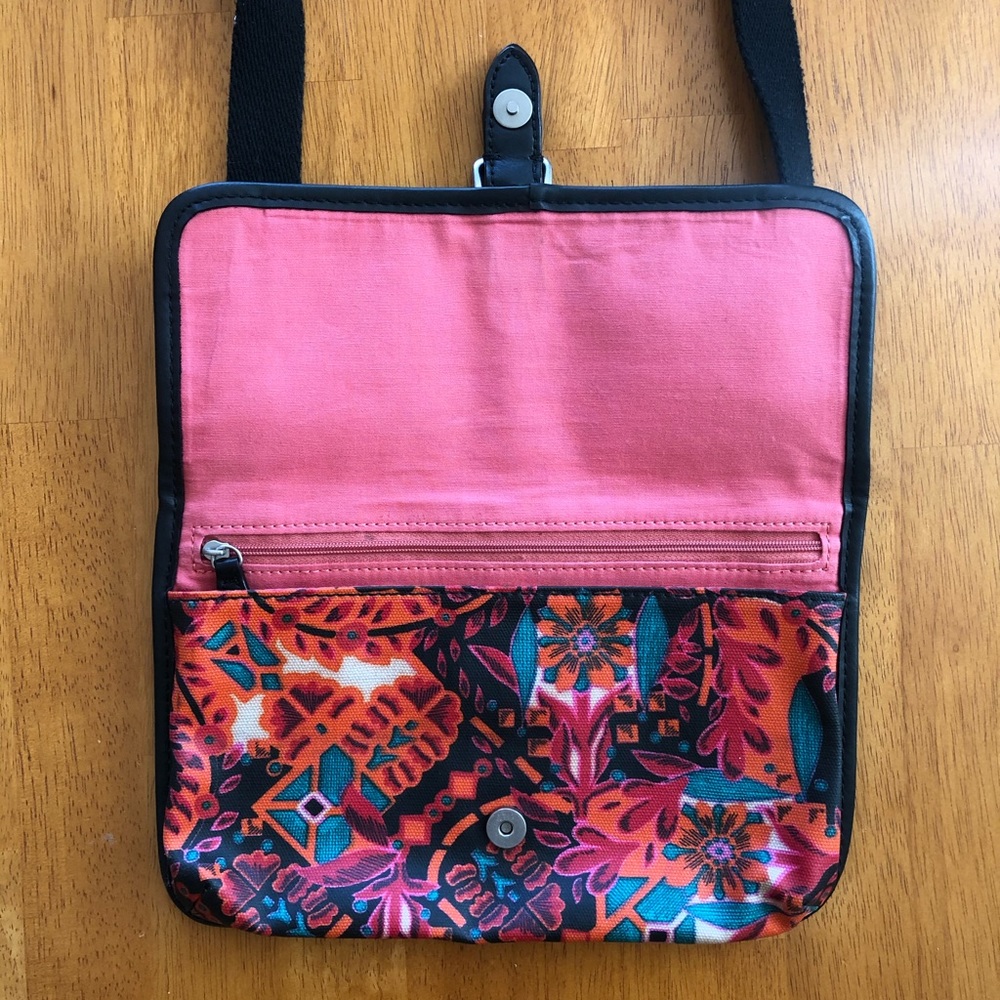 Fossil bag. - Picture 7 of 12